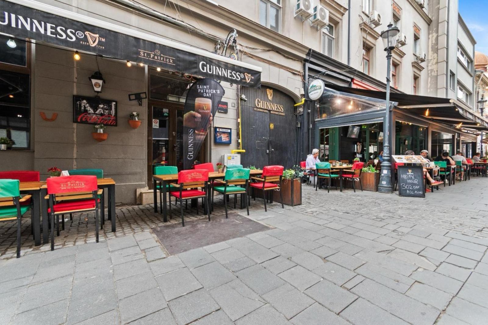 Old Town Fun & Spa Bucureşti Exterior foto